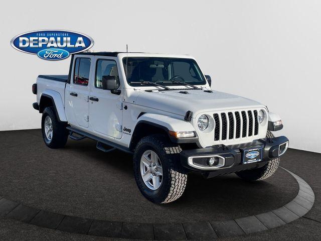 used 2022 Jeep Gladiator car, priced at $27,550
