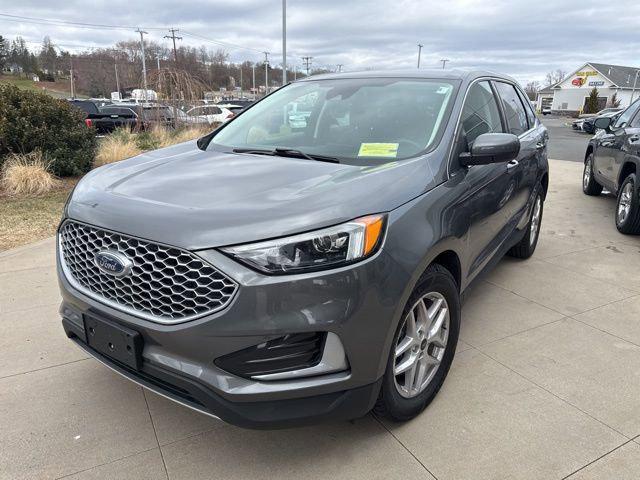 used 2024 Ford Edge car, priced at $23,458