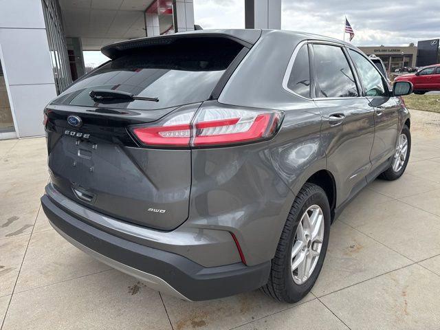 used 2024 Ford Edge car, priced at $23,458