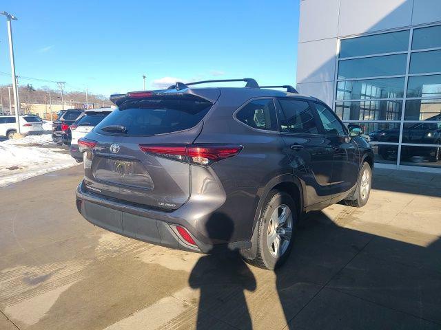 used 2023 Toyota Highlander car, priced at $30,557