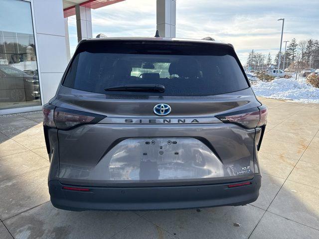 used 2024 Toyota Sienna car, priced at $36,758