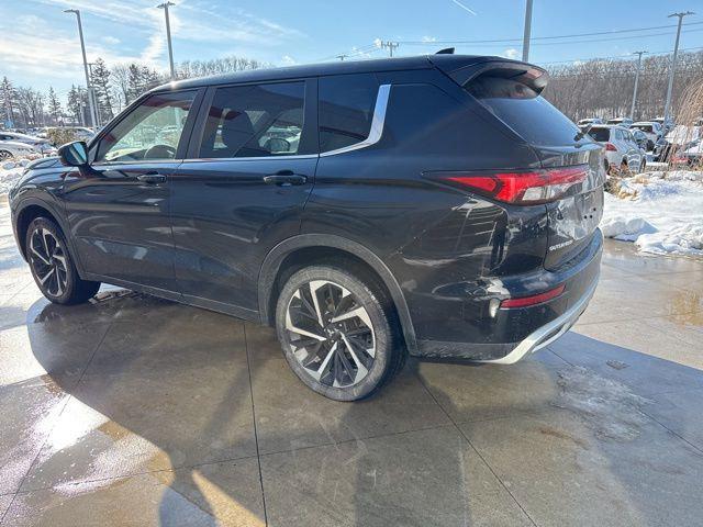 used 2024 Mitsubishi Outlander car, priced at $21,112