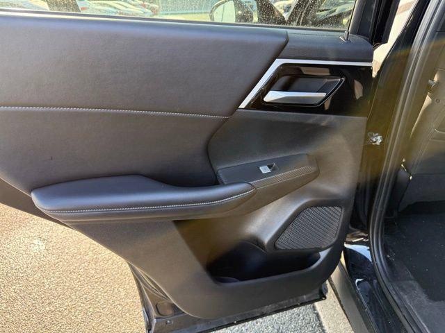 used 2024 Mitsubishi Outlander car, priced at $21,112