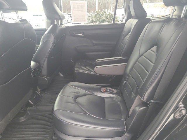 used 2023 Toyota Highlander car, priced at $34,601