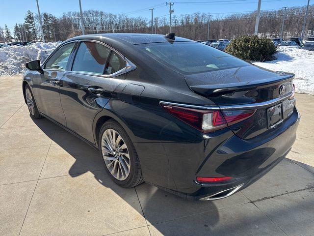 used 2022 Lexus ES 350 car, priced at $38,894