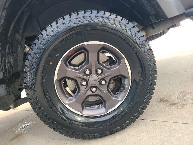 used 2021 Jeep Gladiator car, priced at $28,894