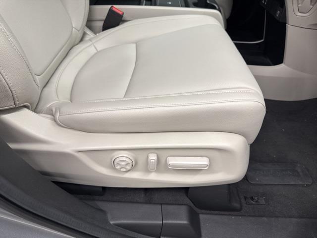 new 2026 Honda Odyssey car, priced at $41,790