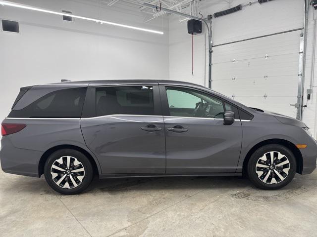 new 2026 Honda Odyssey car, priced at $41,790