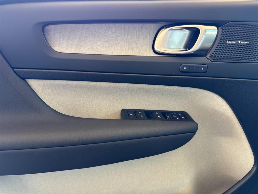 new 2026 Volvo XC40 car, priced at $46,895