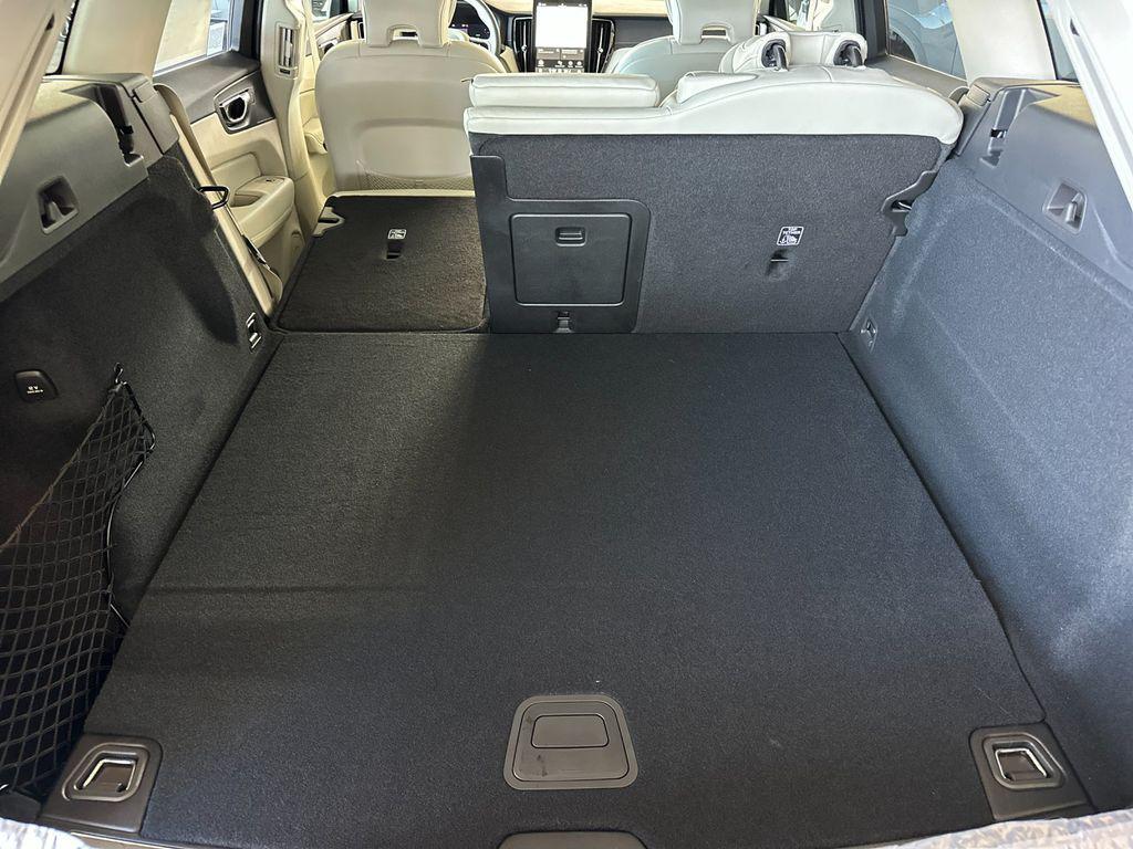 new 2026 Volvo XC60 Plug-In Hybrid car, priced at $75,355