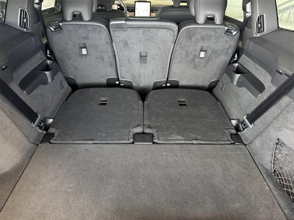 new 2025 Volvo EX90 car, priced at $84,025