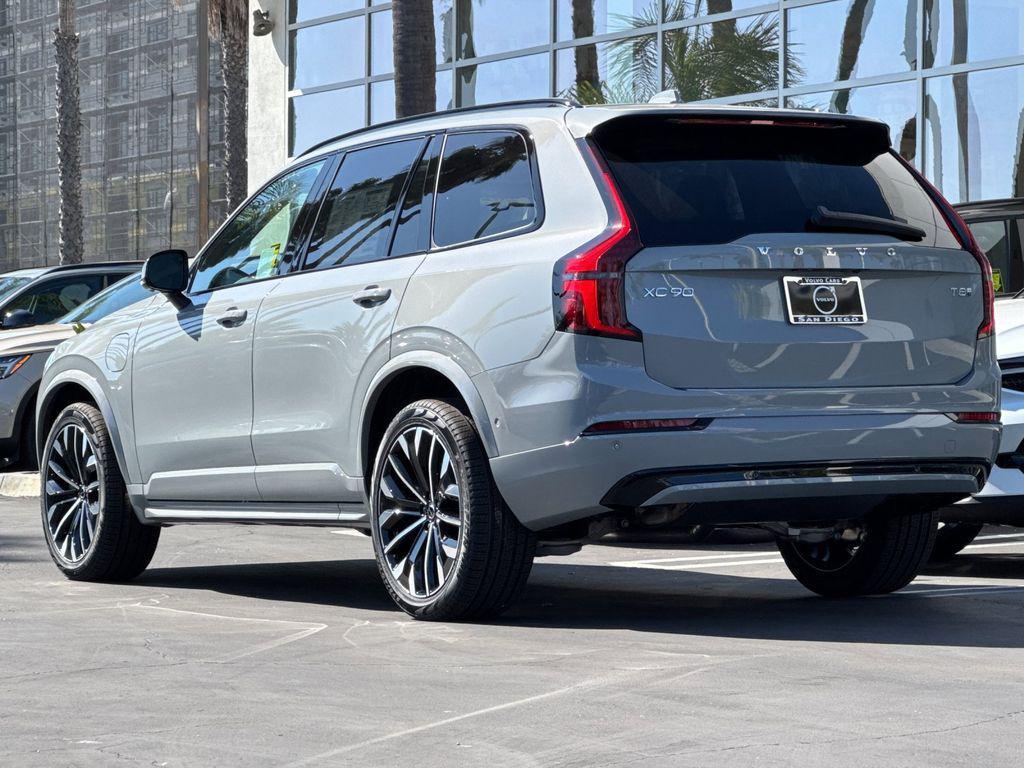 new 2026 Volvo XC90 Plug-In Hybrid car, priced at $90,495