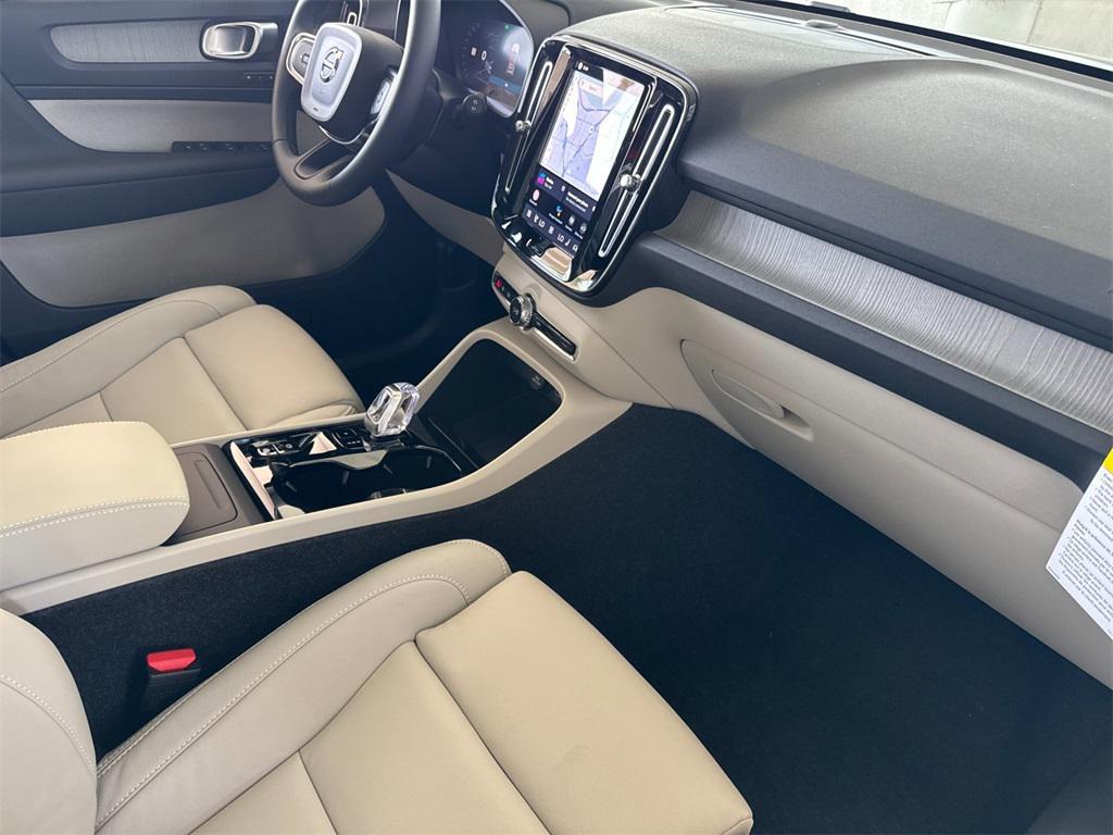 new 2026 Volvo XC40 car, priced at $50,150