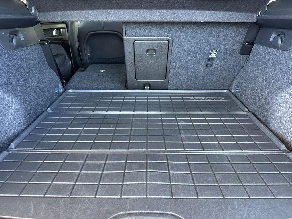 used 2024 Volvo XC40 car, priced at $32,991