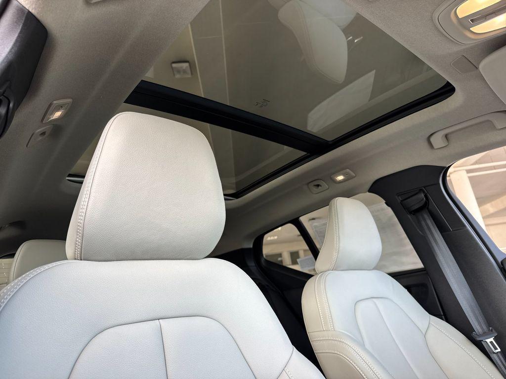 new 2026 Volvo XC40 car, priced at $50,395