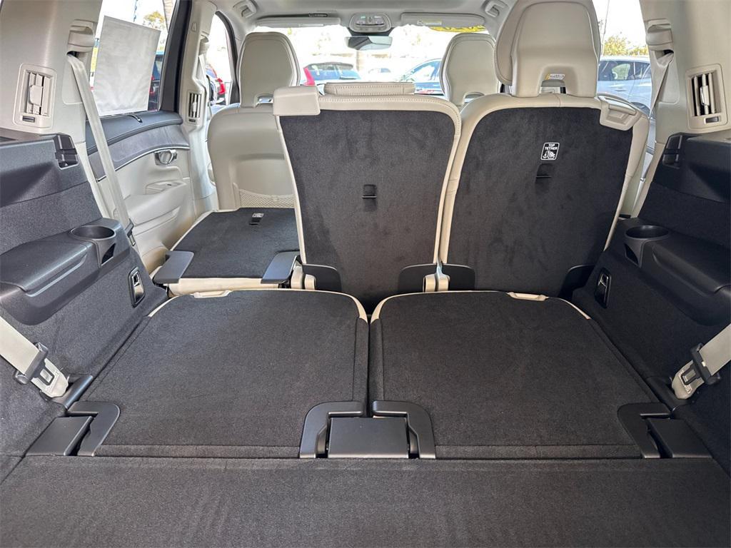 new 2026 Volvo XC90 Plug-In Hybrid car, priced at $85,625