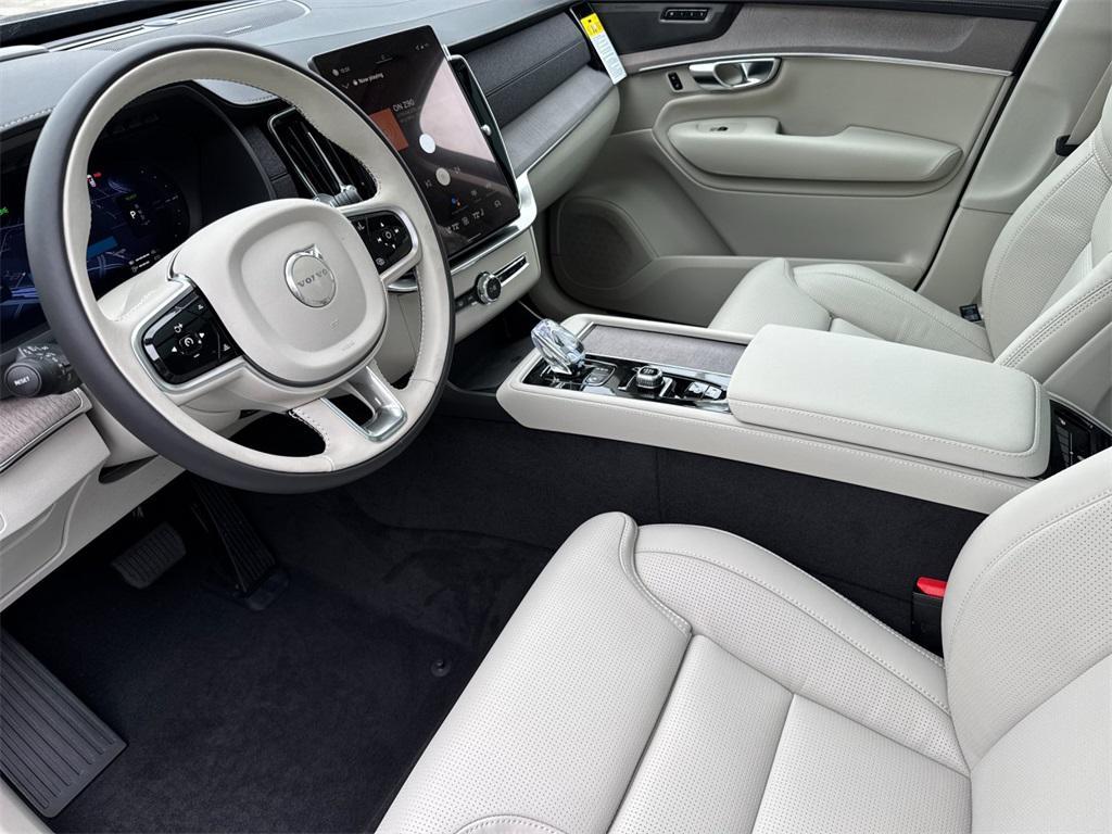 new 2026 Volvo XC90 Plug-In Hybrid car, priced at $85,625