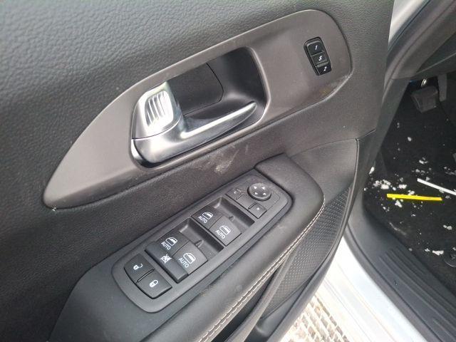 new 2026 Chrysler Pacifica car, priced at $42,927