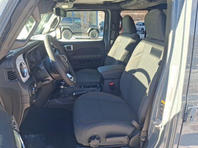 new 2026 Jeep Wrangler car, priced at $53,918