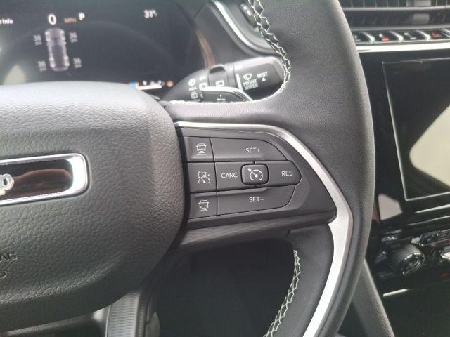 new 2025 Jeep Grand Cherokee car, priced at $41,665