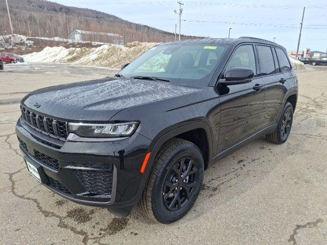 new 2026 Jeep Grand Cherokee car, priced at $48,859