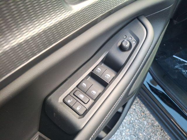 new 2025 Jeep Grand Cherokee car, priced at $39,665