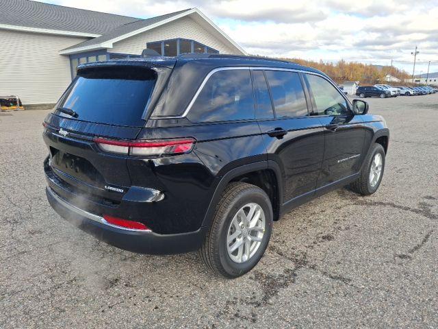new 2025 Jeep Grand Cherokee car, priced at $39,665