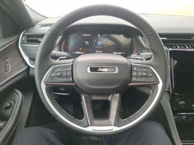 new 2025 Jeep Grand Cherokee car, priced at $50,730