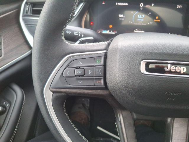 new 2025 Jeep Grand Cherokee car, priced at $50,730