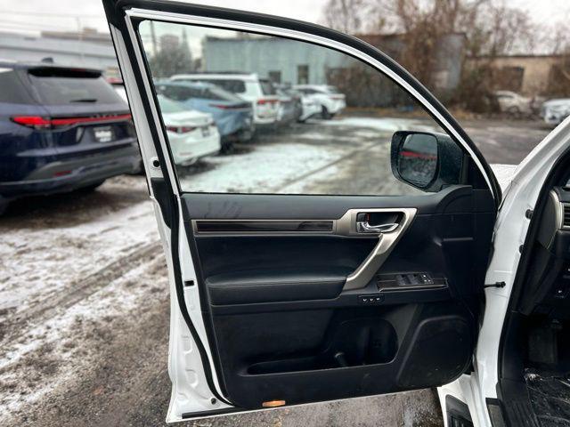 used 2021 Lexus GX 460 car, priced at $41,729