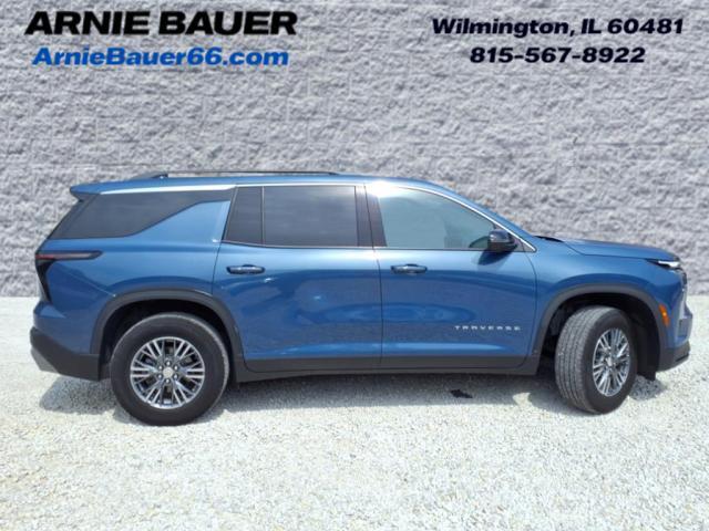 used 2024 Chevrolet Traverse car, priced at $38,490