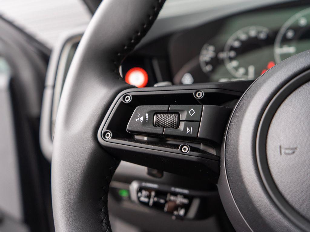 new 2026 Porsche Cayenne car, priced at $113,680