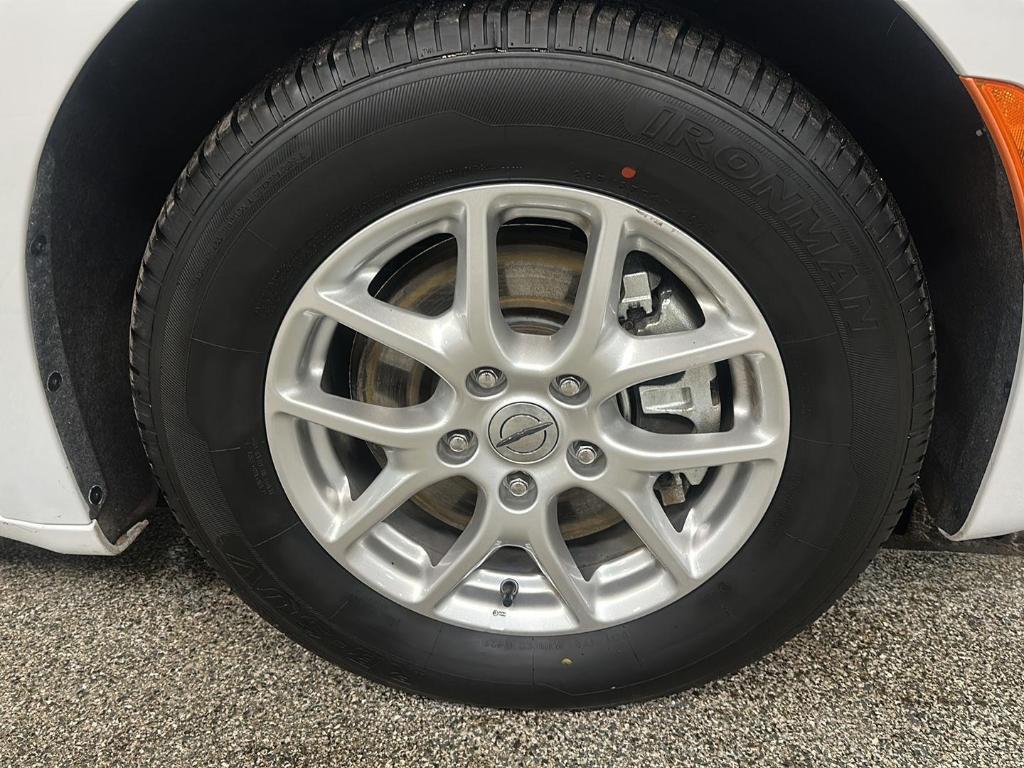 used 2025 Chrysler Pacifica car, priced at $30,229