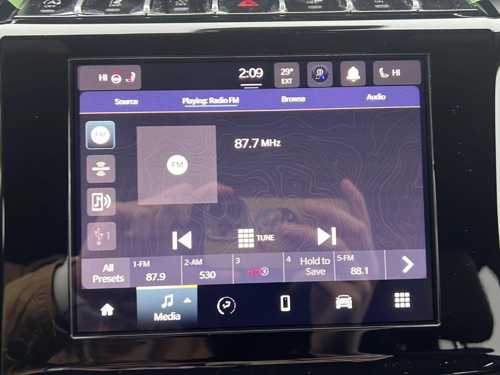 new 2025 Jeep Grand Cherokee car, priced at $41,540