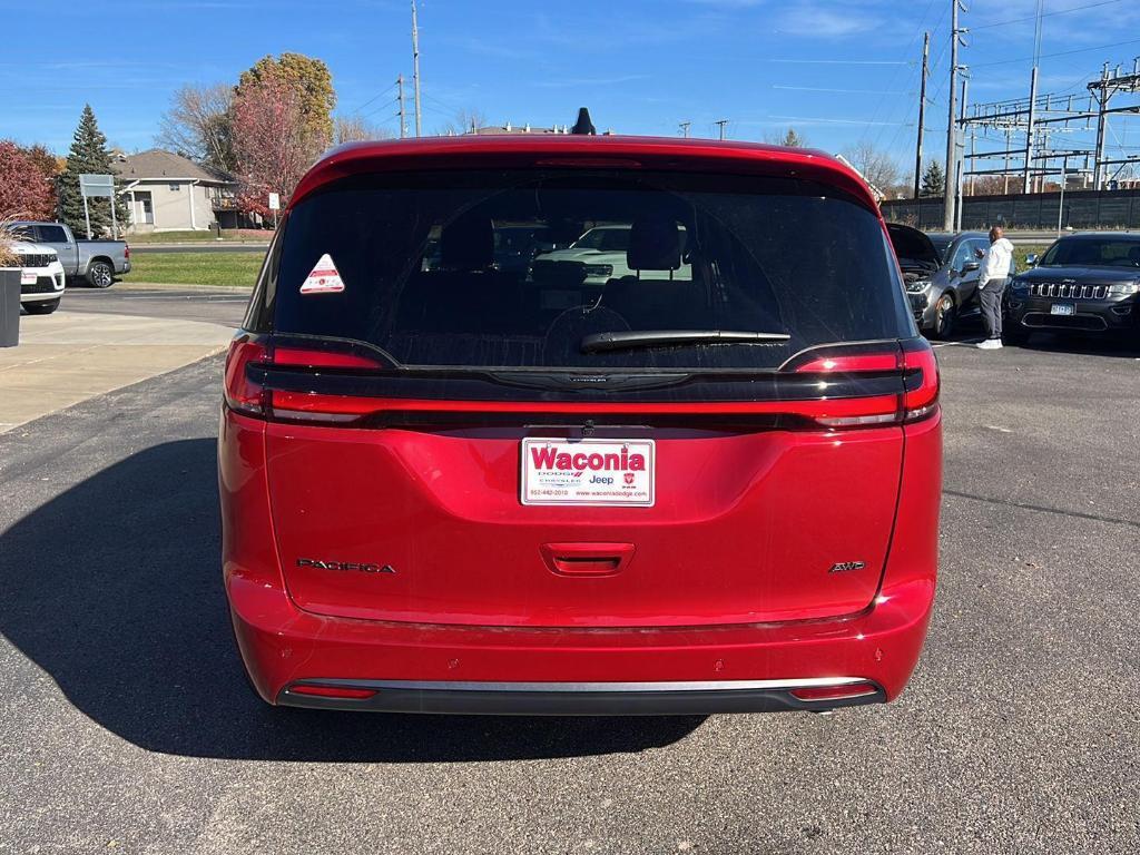 new 2026 Chrysler Pacifica car, priced at $46,919