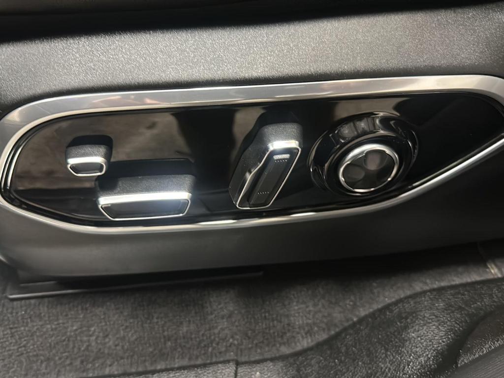 used 2022 Jeep Grand Cherokee L car, priced at $37,499