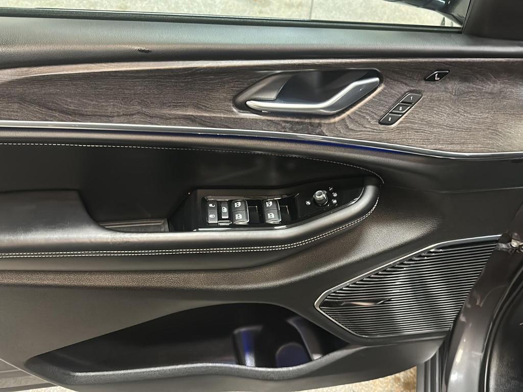 used 2022 Jeep Grand Cherokee L car, priced at $37,499