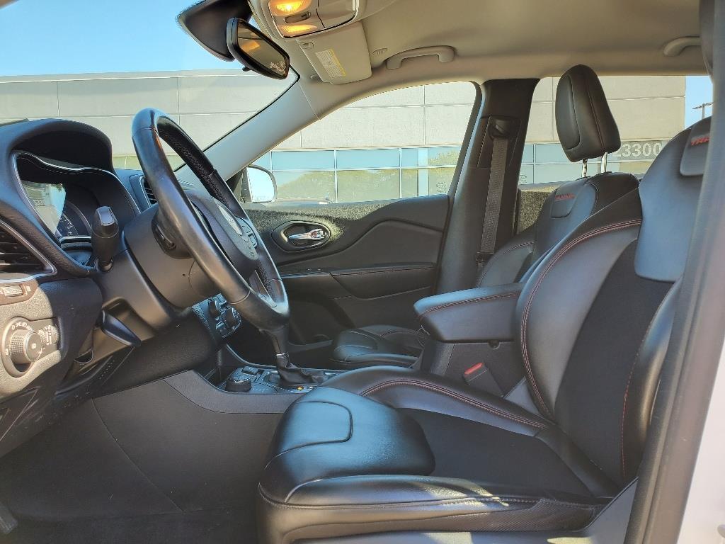 used 2020 Jeep Cherokee car, priced at $19,999