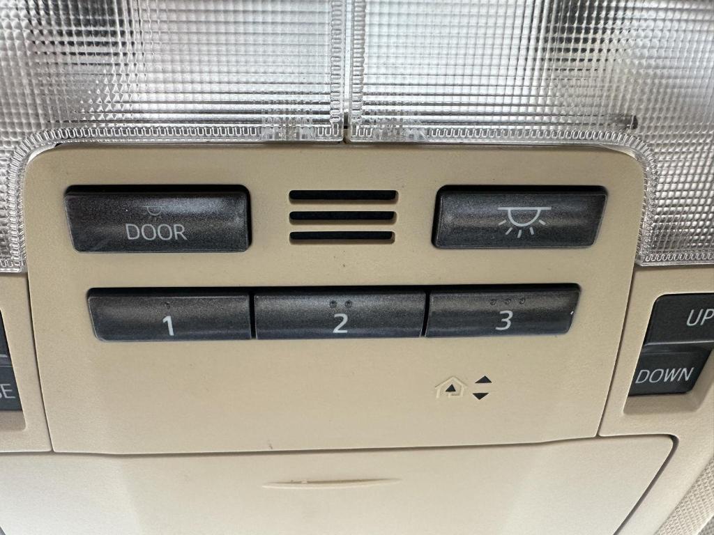 used 2015 Toyota Highlander car, priced at $14,888