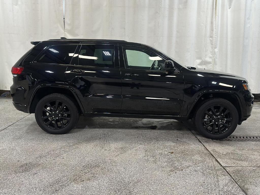 used 2022 Jeep Grand Cherokee WK car, priced at $26,429