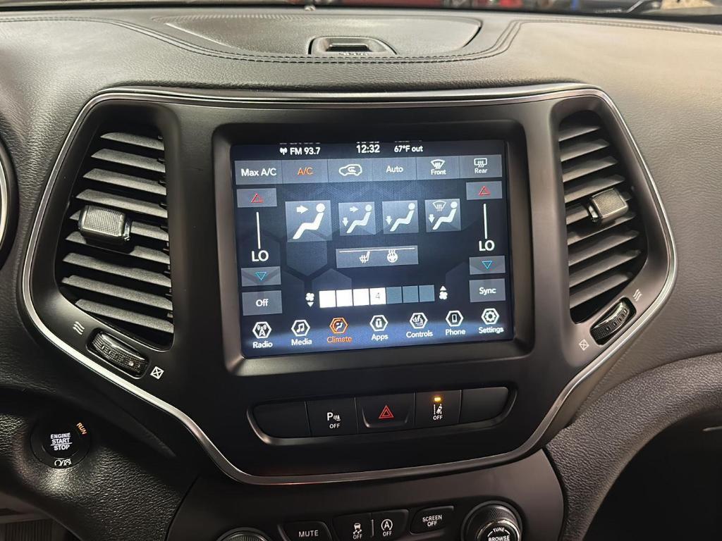 used 2021 Jeep Cherokee car, priced at $18,259