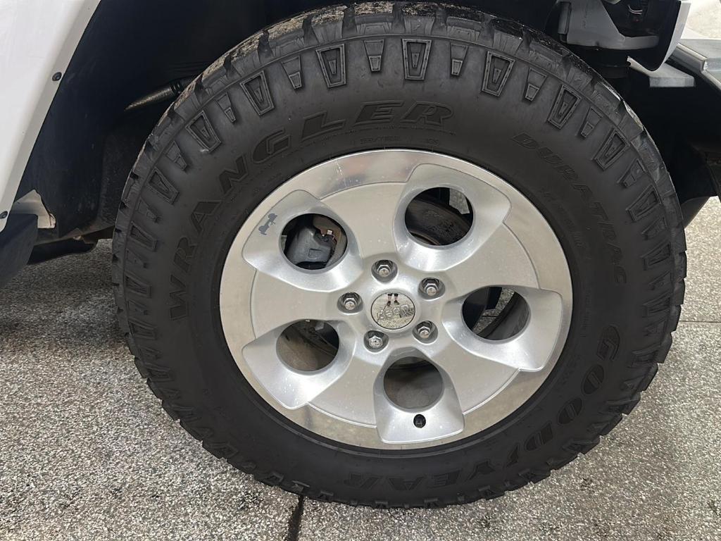 used 2015 Jeep Wrangler Unlimited car, priced at $19,699