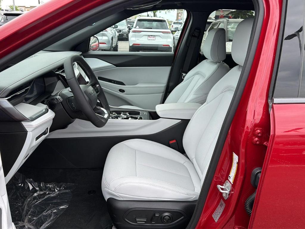 new 2026 Jeep Cherokee car, priced at $41,617