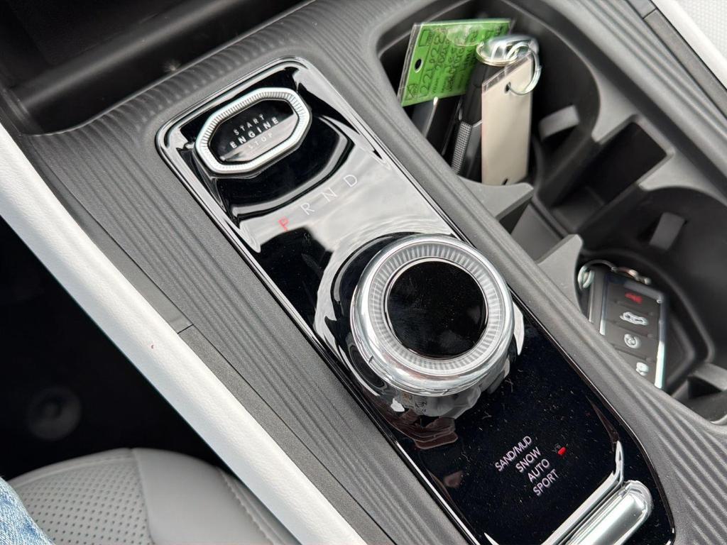 new 2026 Jeep Cherokee car, priced at $41,617