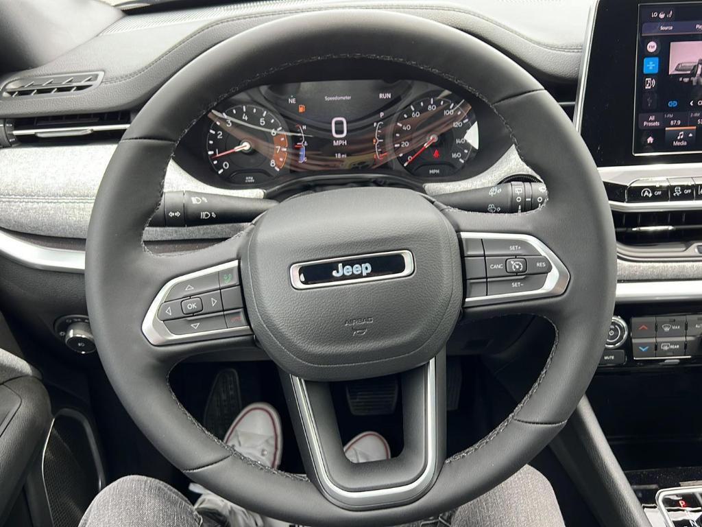 new 2025 Jeep Compass car, priced at $28,411