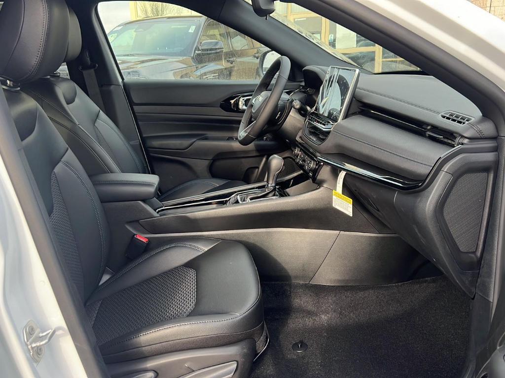 new 2026 Jeep Compass car, priced at $31,085