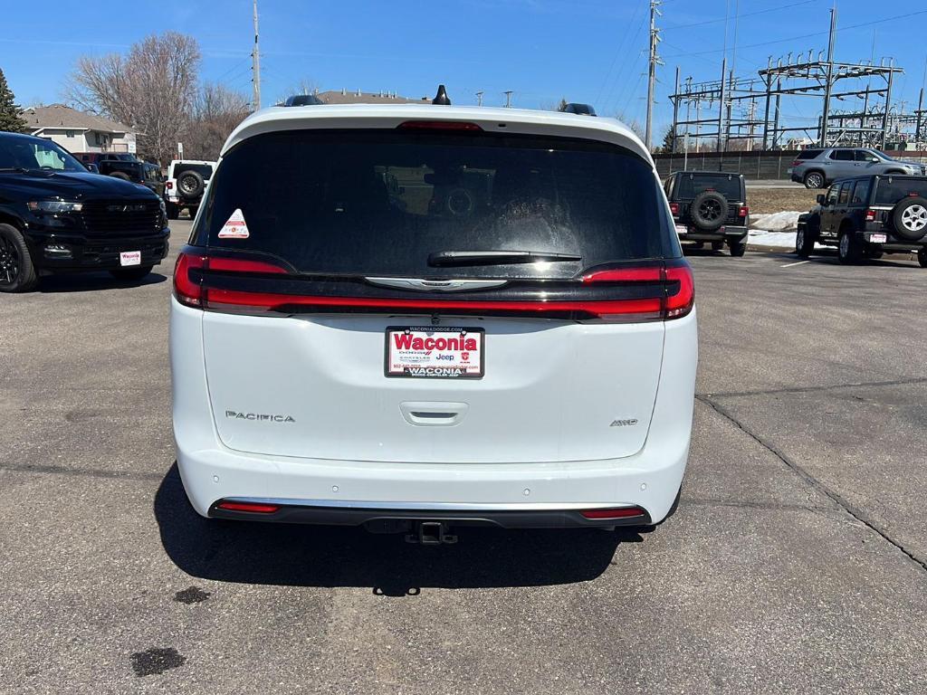 new 2026 Chrysler Pacifica car, priced at $54,966