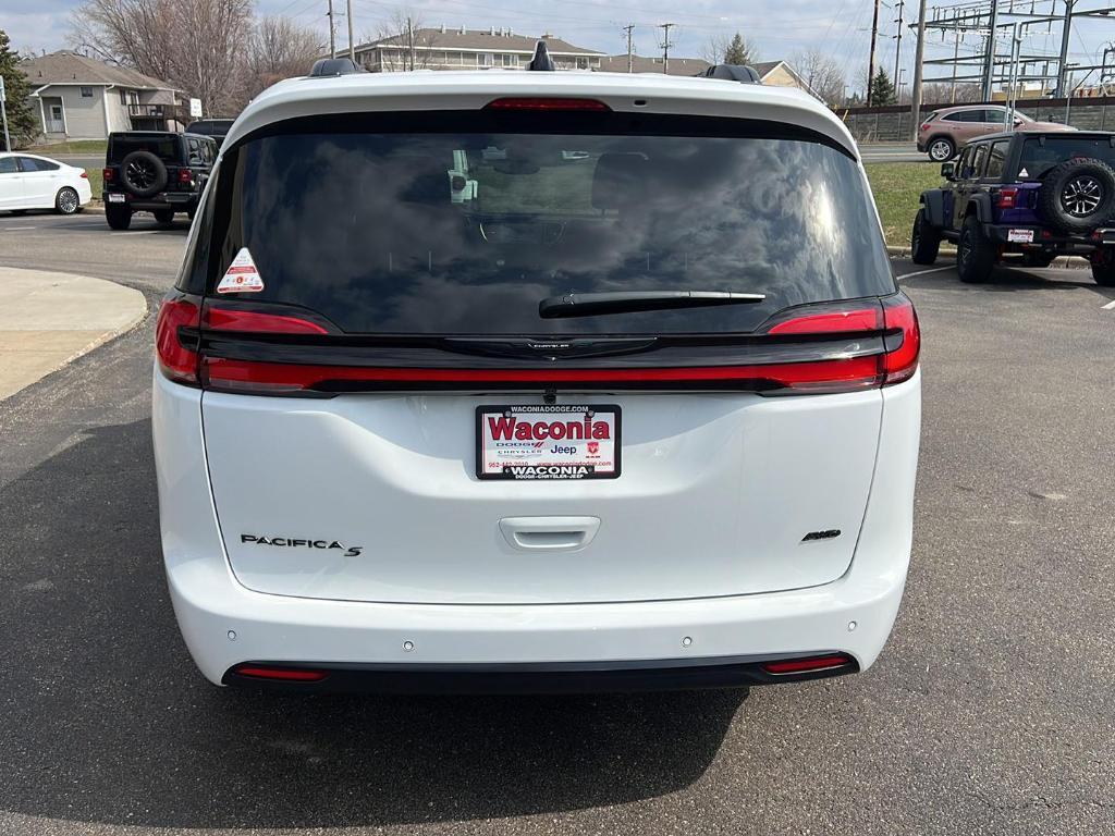 new 2026 Chrysler Pacifica car, priced at $46,114