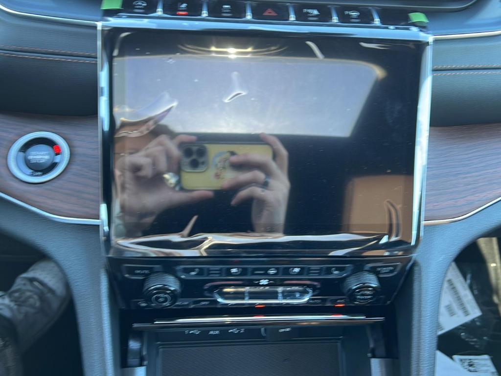 new 2025 Jeep Grand Cherokee L car, priced at $56,841