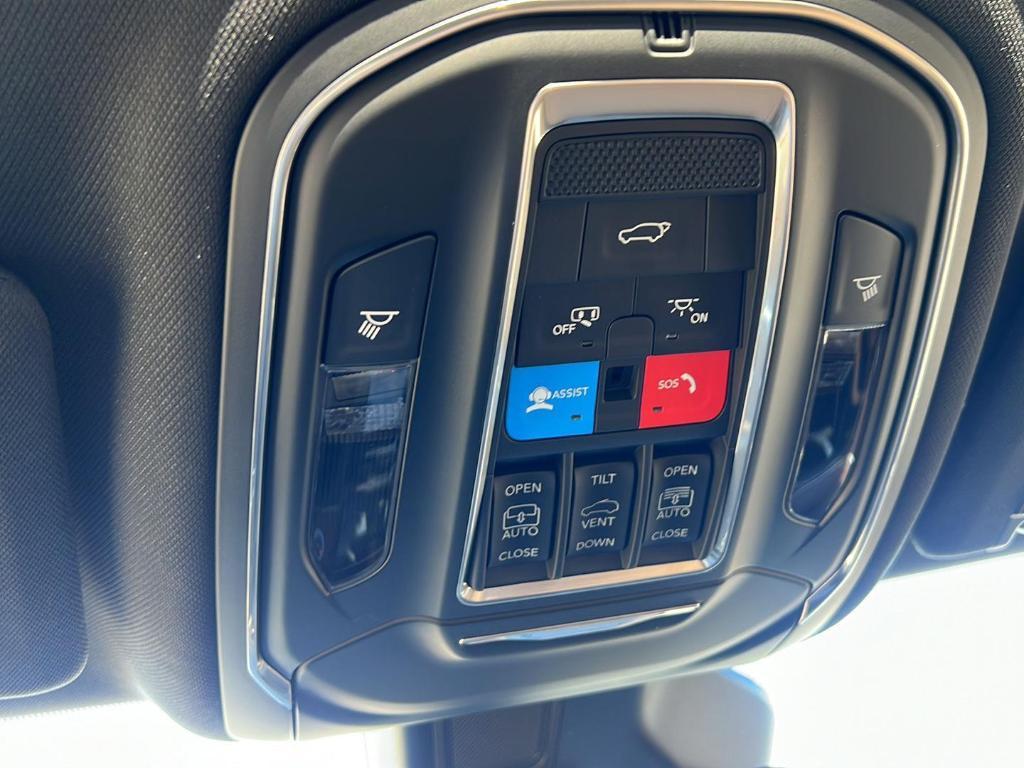 new 2025 Jeep Grand Cherokee L car, priced at $56,841